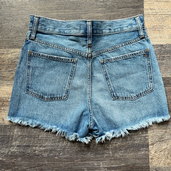 Perfect Jean Short in Bergman Wash - Picture 6 of 6